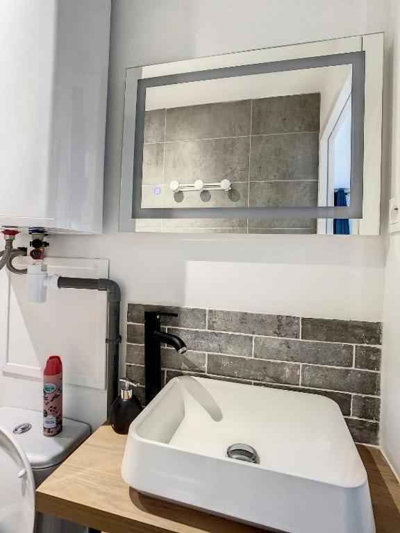 Studio Cosy Hyper Centre Gare Amiens Wifi Netflix 2 Pers Exterior photo